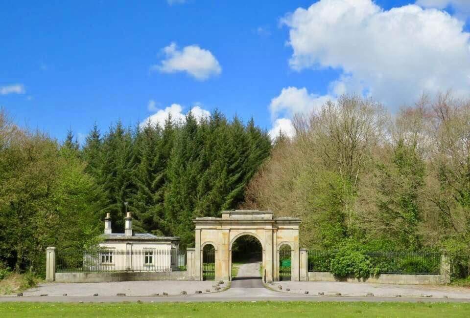 Triumphal Arch Lodge Creagh 外观 照片